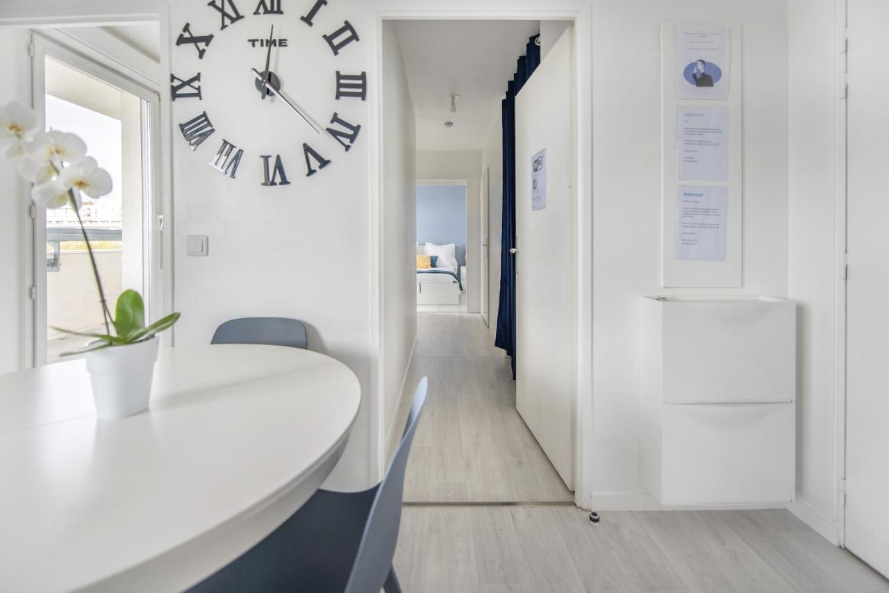 Bel Appartement De 2 Chambres A 40 Min De Paris Courcouronnes Exterior photo